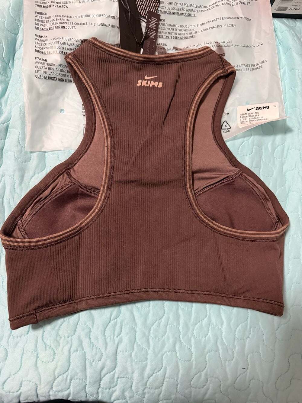 Nike x SKIMS Ribbed Seamless Racer Front Bra in Phoenix/Truffle - Picture 2 of 8